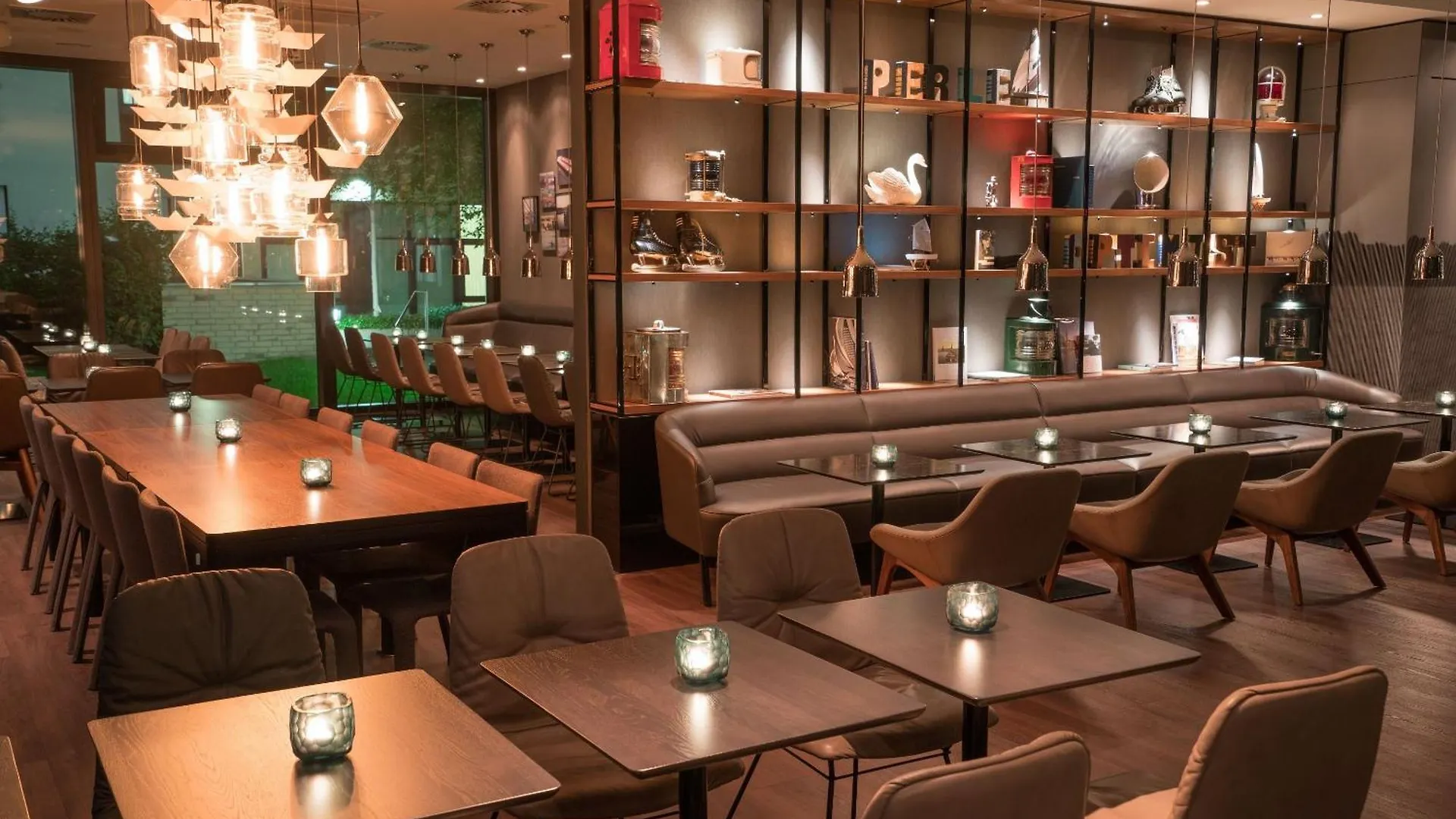 Hotel Motel One Hamburg-Alster