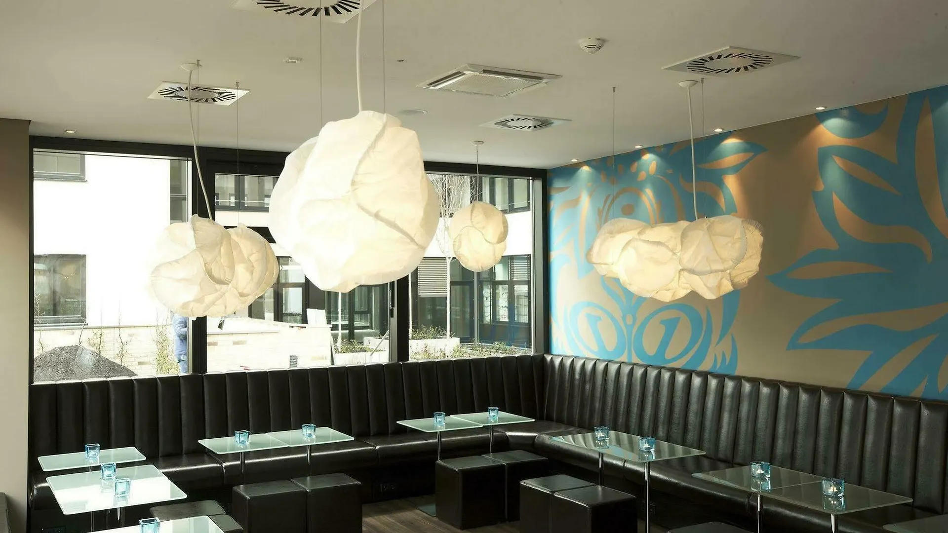 *** Hotel Motel One Hamburg-Alster Duitsland