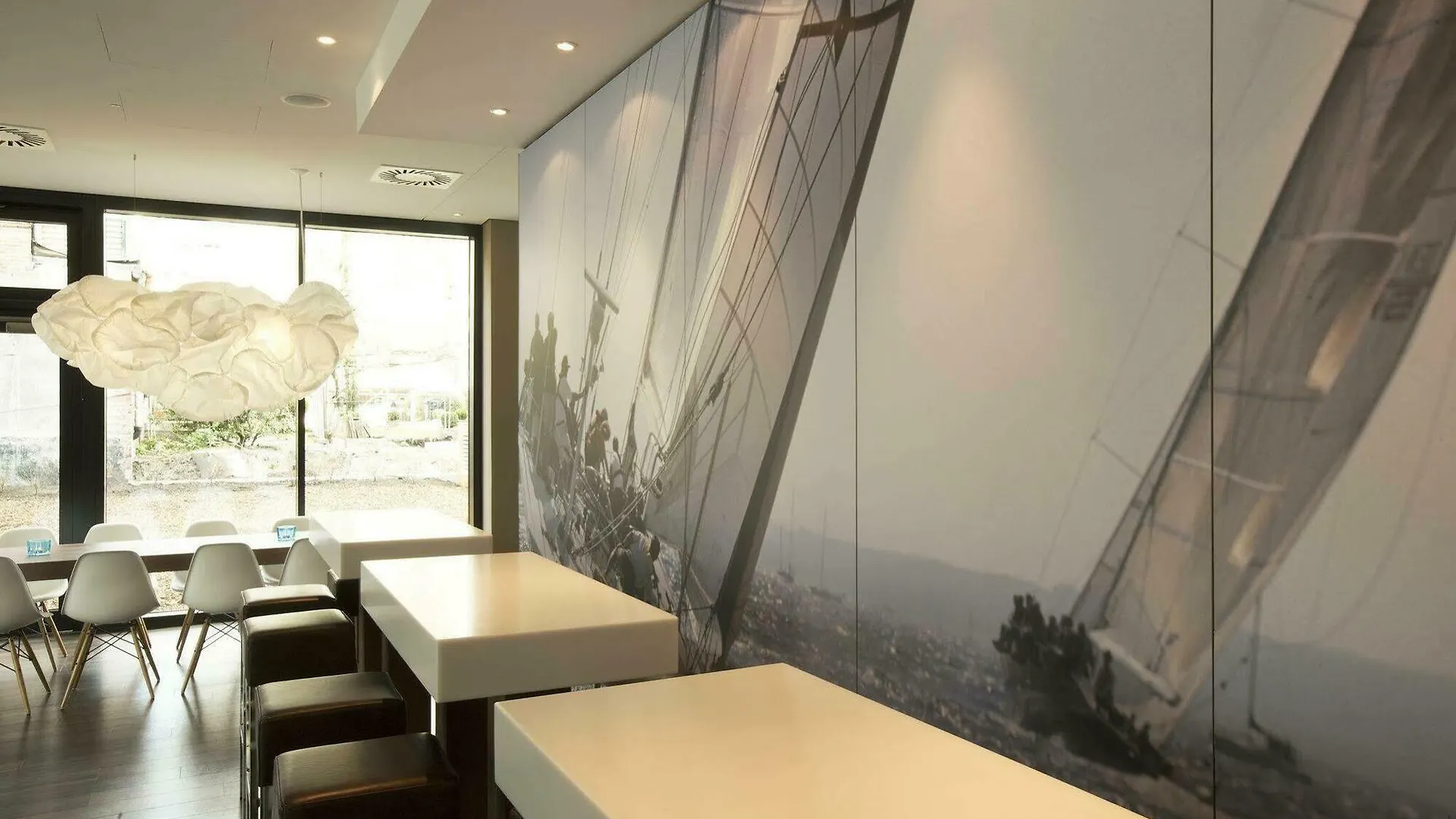 Motel One Hamburg-Alster
